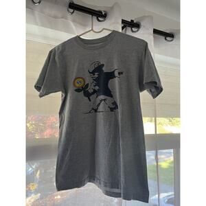 Super Mario Flower Thrower T-Shirt Busted Tees Grey Mens - Medium